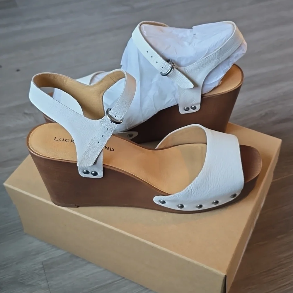 Lucky BRAND Lk-zashti Wedge Women's Sz 10m Angora Vegetable Tumbled Leather - Picture 2 of 8